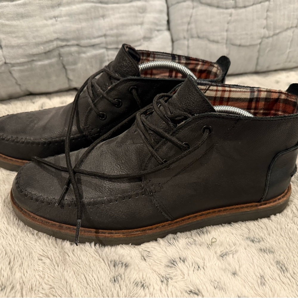 Tom’s Men's Black Leather Shoes